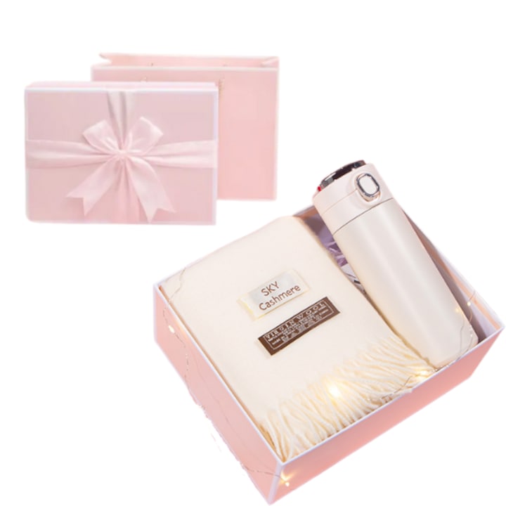 Set Cadou Elegant pentru Femei- Esarfa, Termos cu Afisare inteligenta a temperaturii, Buchet de Flori Artificiale, Ambalate in Cutie Roz Premium ( 28x19x9 cm), si lumini LED
