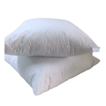 Set 2 perne matlasate Cromadi, 70x70cm, alb Set 2 perne matlasate Cromadi, 70x70cm, alb