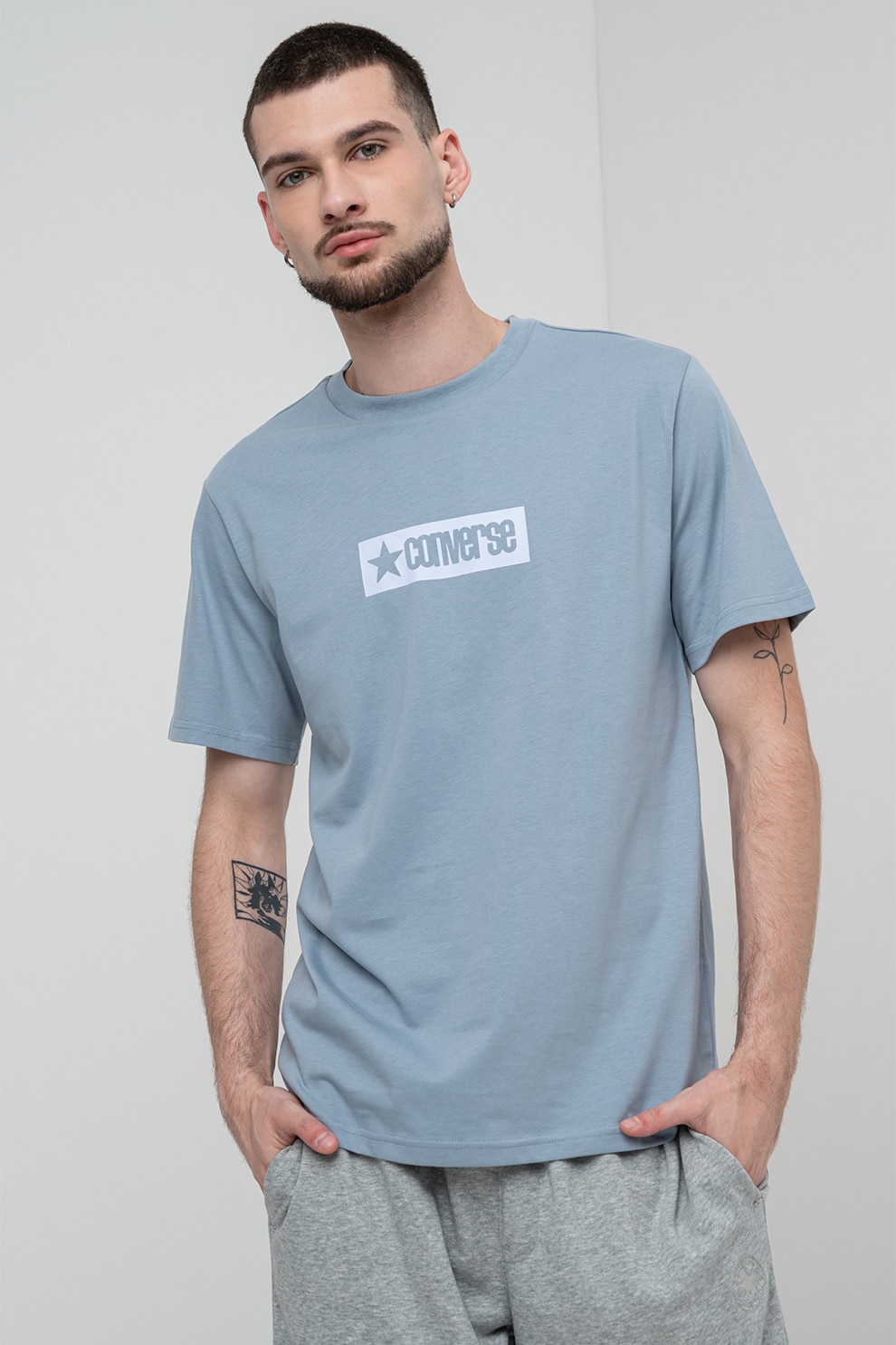 Converse, Tricou cu decolteu la baza gatului si imprimeu logo Retro, Albastru prafuit, M