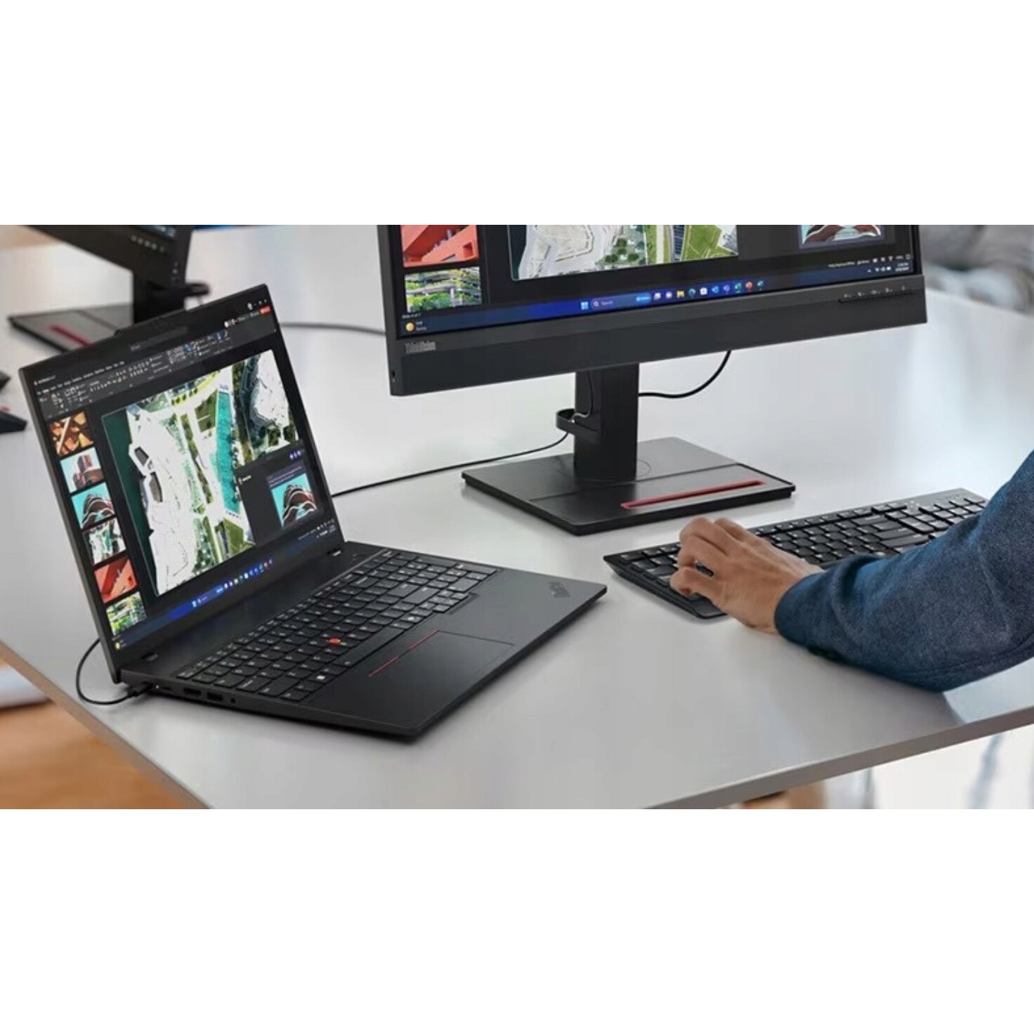 Laptop Lenovo ThinkPad T16 G3, Intel Core Ultra 5, 32GB RAM, 1TB SSD, 16" WUXGA, Negru, Set cu Pendrive 4GB