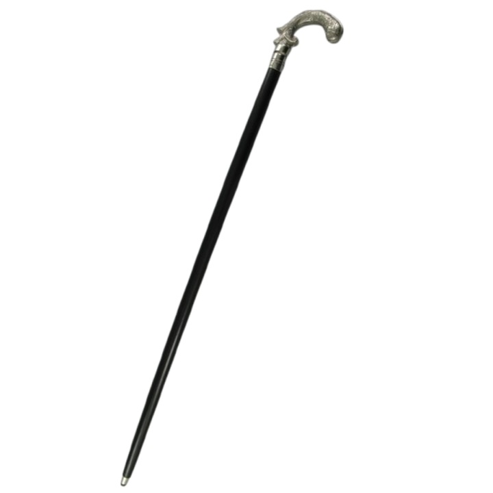 Baston din lemn cu maner gravat argintiu si tija neagra cu varf antiderapant, L. 95 cm