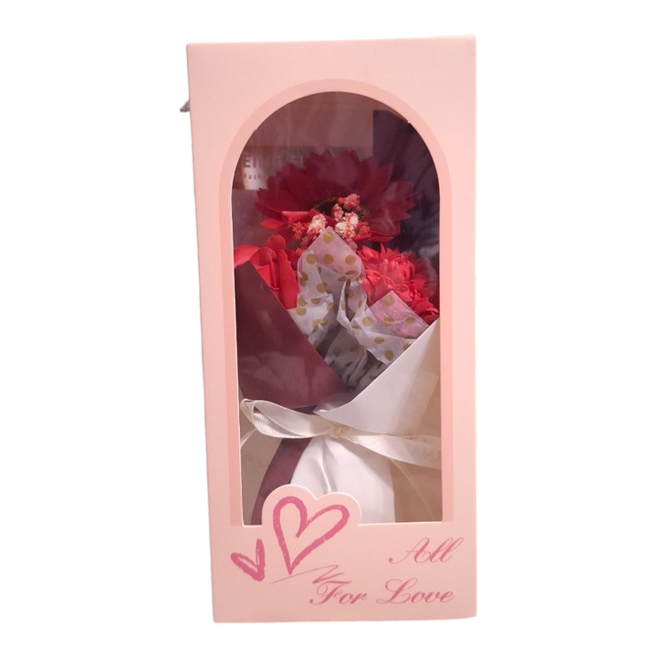 Букет от червени гербери, роза и карамфил, в картонена кутия с дръжка на връв, Vision XXI, колекция All For Love, персонализиран подарък за специални дни, Свети Валентин, Ден на жената