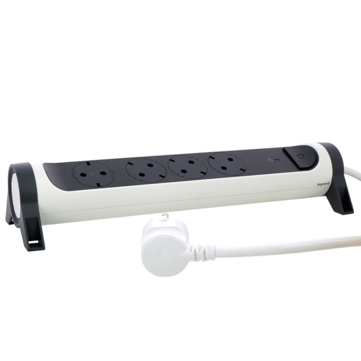 Legrand 694507 удължител със защита, 4 SPD изхода, 1,5 м, защита за деца, бял + черен