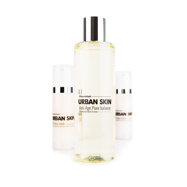 Почистващ, и овлажняващ лосион и тоник PharmaHyal Anti-Age Pure Balance Lotion & Tonic , 200 ml.