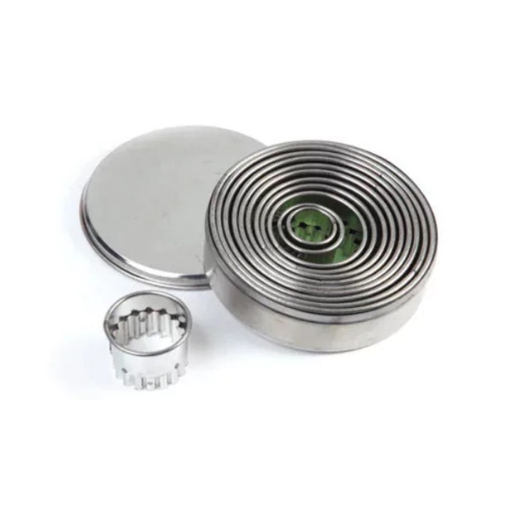 Set decupatoare inox festonate, 12 buc, Ø2-11 cm