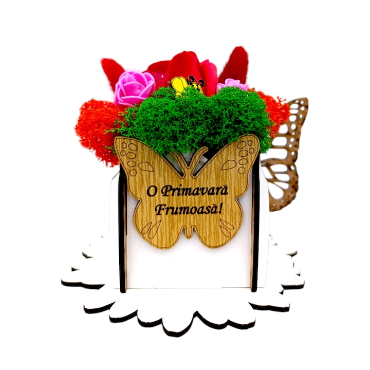 Cutie decorativa, cadou personalizat cu licheni stabilizati si trandafiri, fluture cu mesaj standard pentru Ziua Femeii/8 Martie, 7x7cm, alba