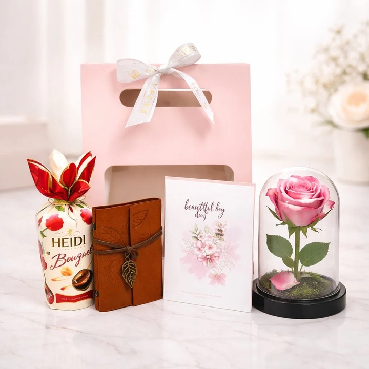 Pachet Rose, praline Heidi 120 gr, jurnal vintage, felicitare, trandafir in cupola de plastic, in cutie in forma de gentuta, Fucsia-Alb, Velve