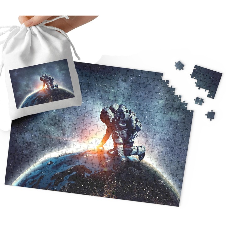 Пъзел World Case, 24 части, картон, астронавт, 29x41см, комплект с чанта