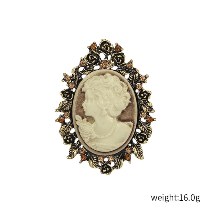 Martisor brosa camee aurie, model 13