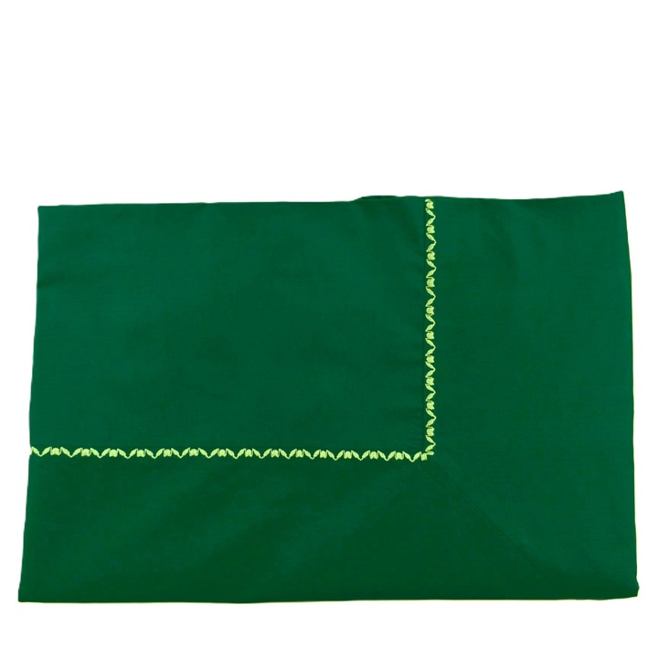 Cearsaf cu elastic, pentru pat de 220 x 200 x 40 cm, Casa Bucuriei, model Rustic, verde smarald, bumbac 100%, chenar brodat, 300/280 cm