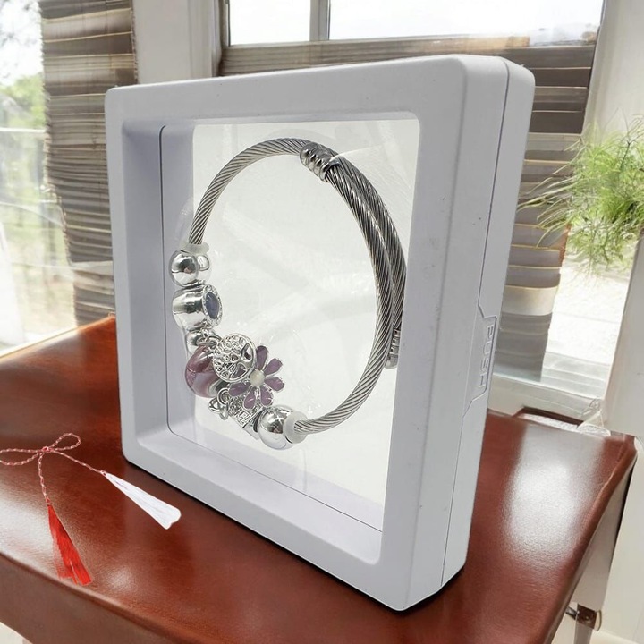 Bratara tip Pandora expusa in Cutie cu folie Transparenta, 9x9cm, Vision XXI