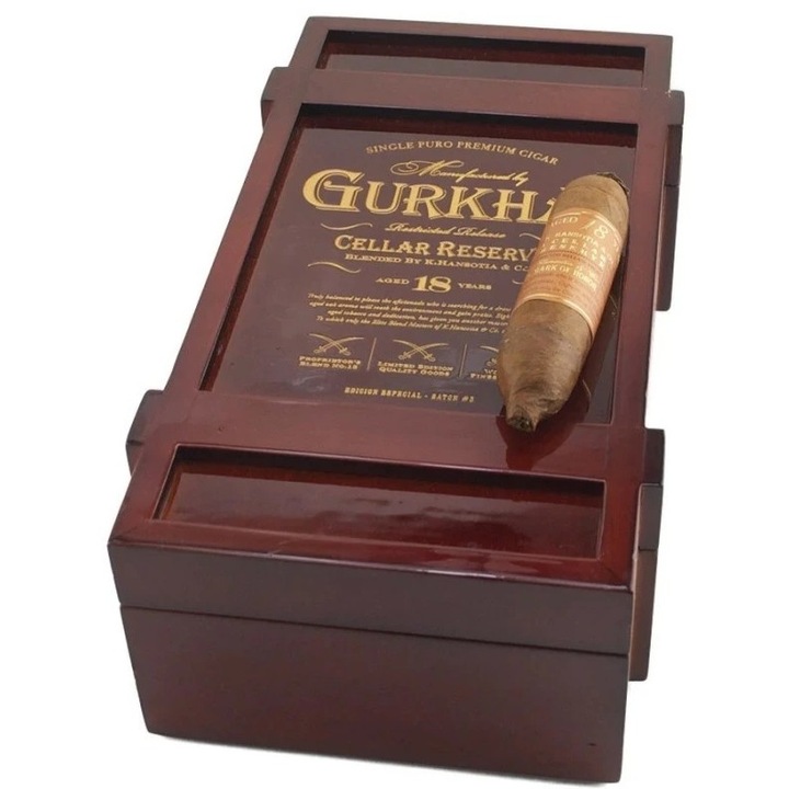 Trabucuri Gurkha Reserve 18 Year Edicion Especial Koi Clasic Cutie (20 bucati)