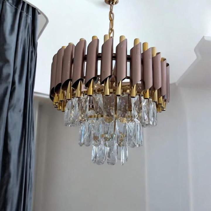 Lustra tip candelabru Ø30 cm, cu cristale, maro bronz–auriu, 5 × E14, AVI-4671