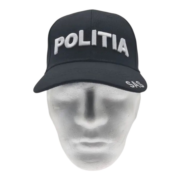 Teli sapka fehér felirattal, sa Police