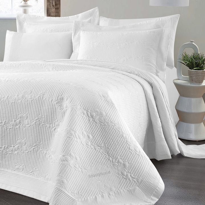 Set cuvertura Beauty Home Emelia Art 12505 230x250, 1 cuvertura alba si 2 fete de perna 50x70