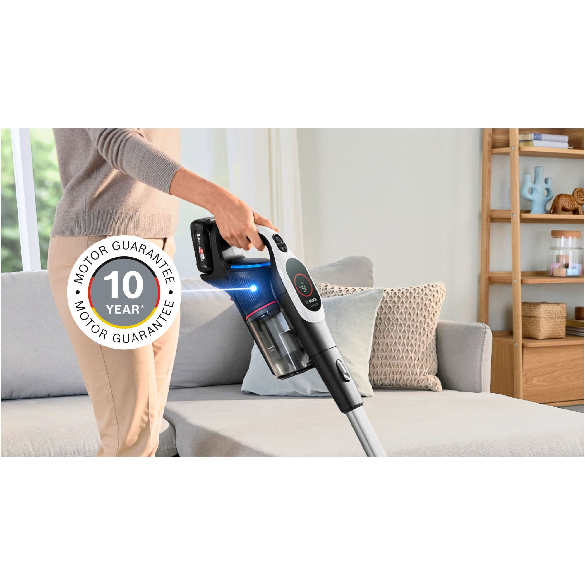 Aspirator cu acumulatori Bosch Unlimited 9 BBS931WBA, baterie 3 Ah, 3 moduri de curatare, Perie MicroClean, Perie xxl tapiterie, duza pt spatii inguste, Senzor MicroClean, Autonomie pana la 60 min. Alb