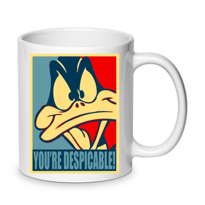 Керамична чаша Daffy Duck 330ml, мотив "You Are Despicable", устойчива на микровълнова печка и съдомиялна машина