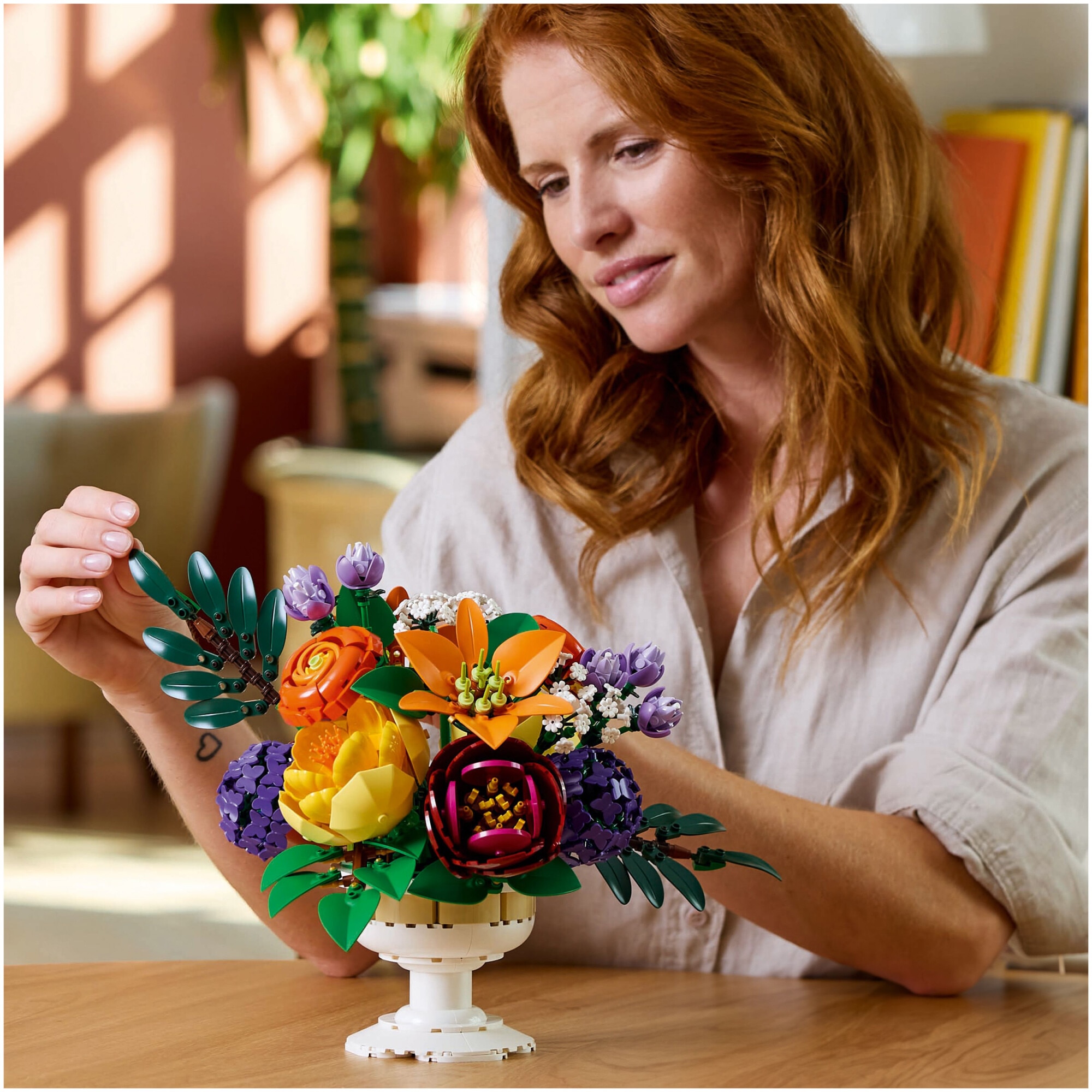 LEGO® Botanicals - Aranjament floral 10345, 1161 piese - eMAG.ro
