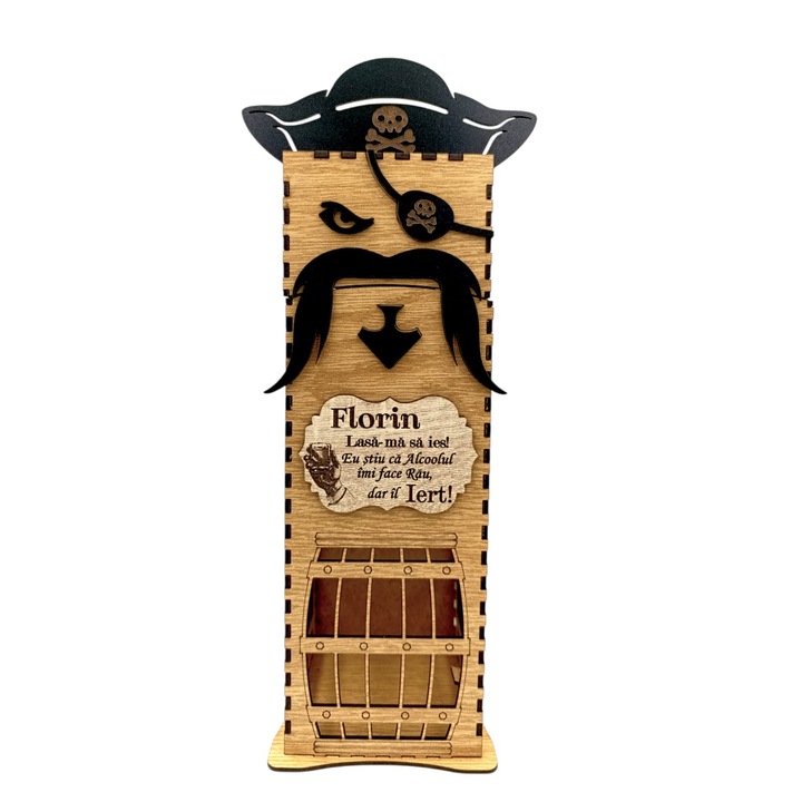 Cutie de Whisky Pirat, personalizata cu nume si mesaj "Eu stiu ca alcool-ul imi face rau dar il iert!", maro, dimensiune 33x10cm