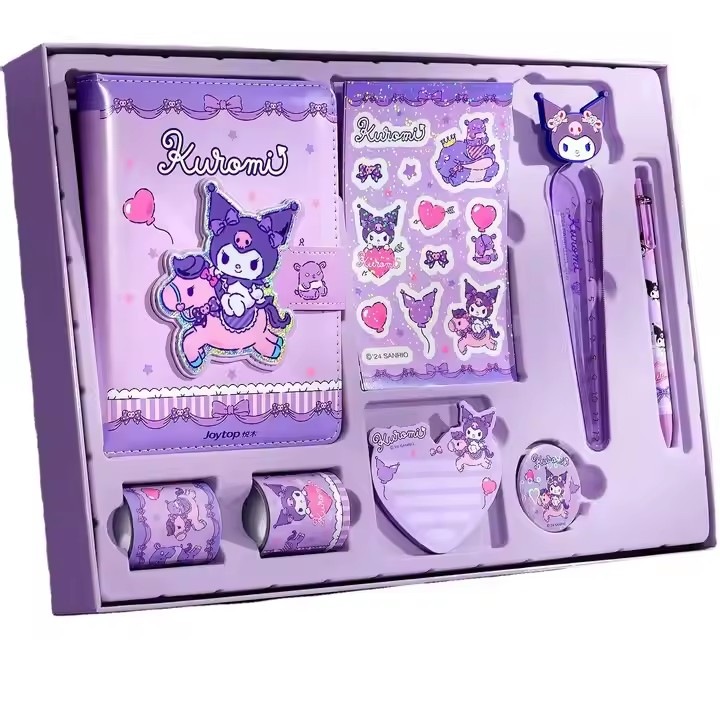 Подаръчен комплект за училищни консумативи Kuromi, 8 броя, Лилаво