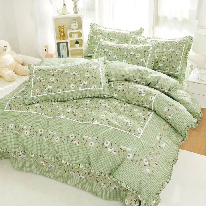 Set lenjerie de pat dublu, finet, cu broderie si volanase Elysium, 4 Piese