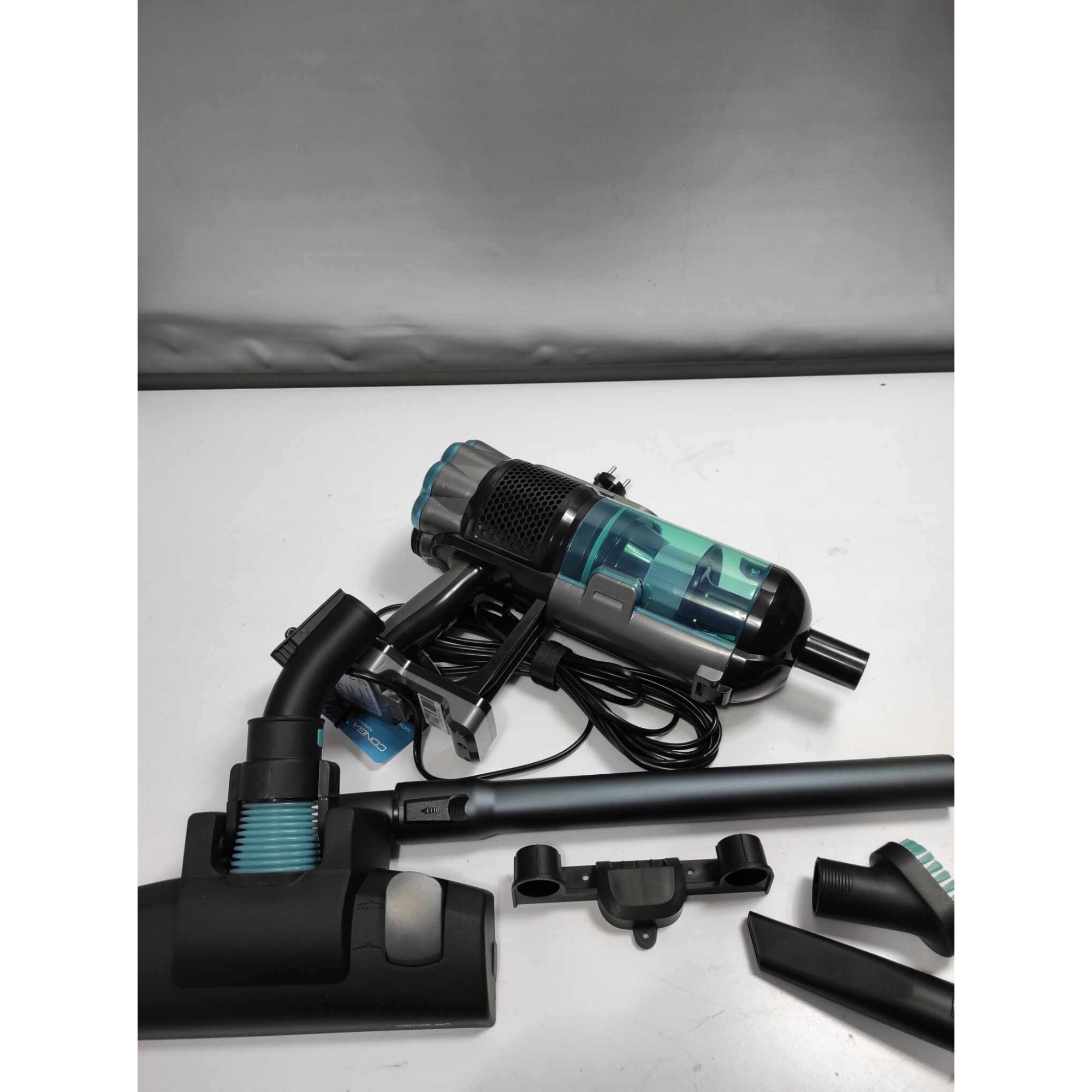 Set Aspirator vertical CECOTEC, Conga Popstar 600 Vital, 600W, 2 nivele putere, negru, 0.5l