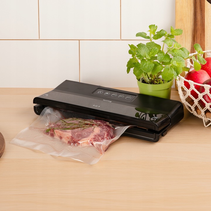 Huslog AK-5334 vákuumcsomagoló gép, 125W, szett 3m PA+PE fóliával, fekete, 38x15x6cm