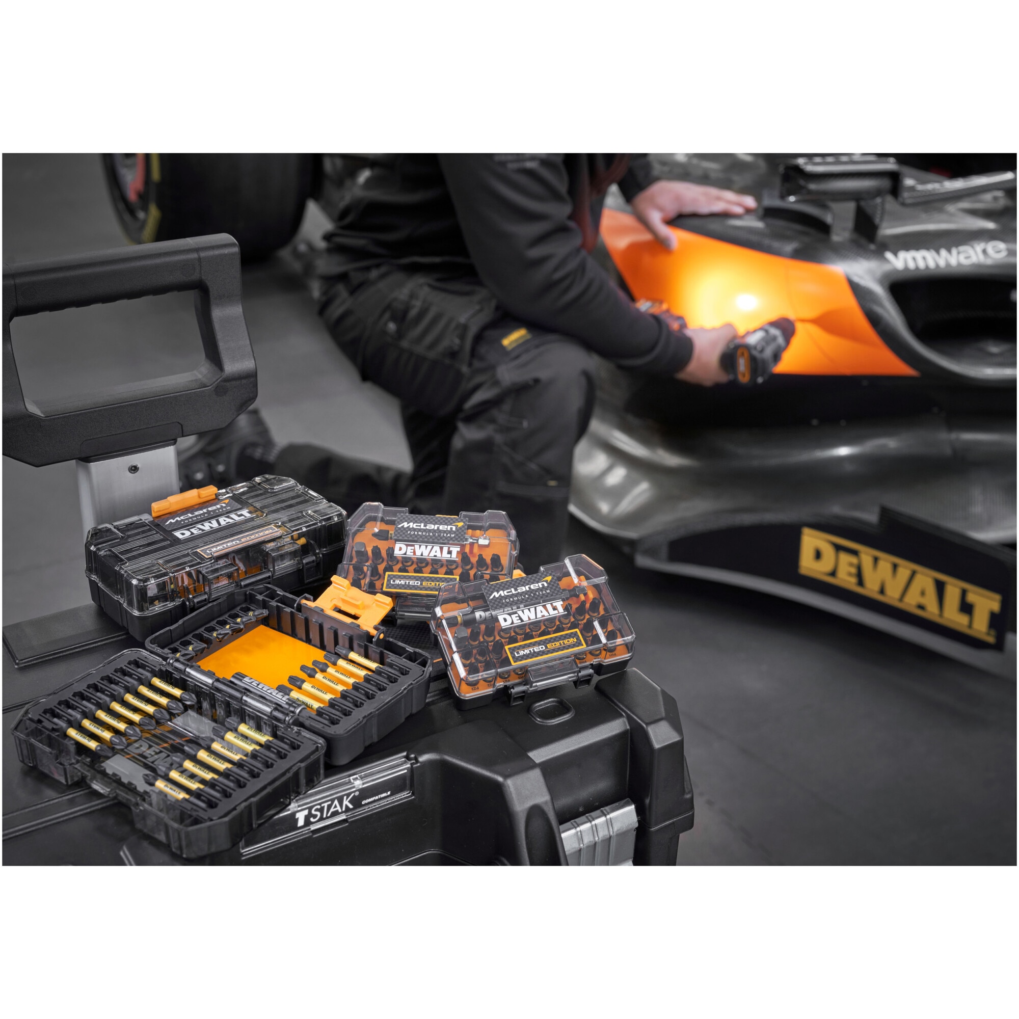 Set de insurubare 28 piese cu adaptor biti magnetic de impact