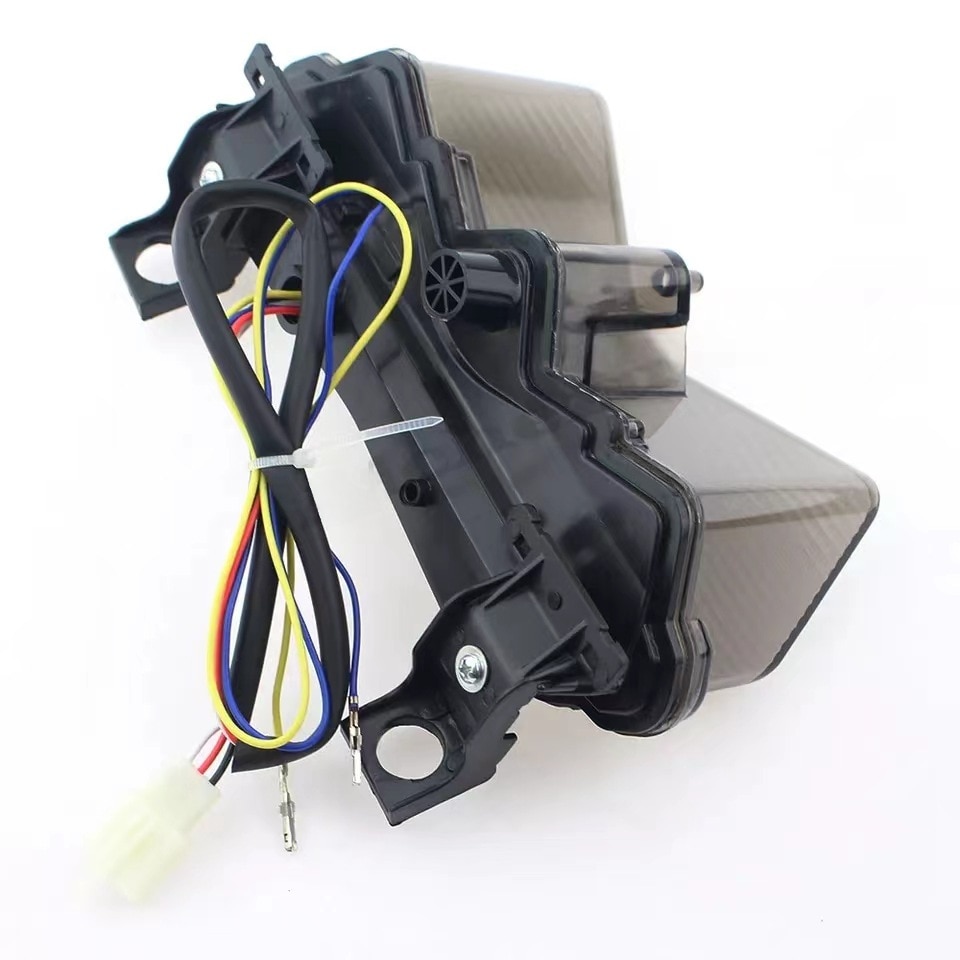 Lampa spate LED pentru motocicleta, cu functie de semnalizare