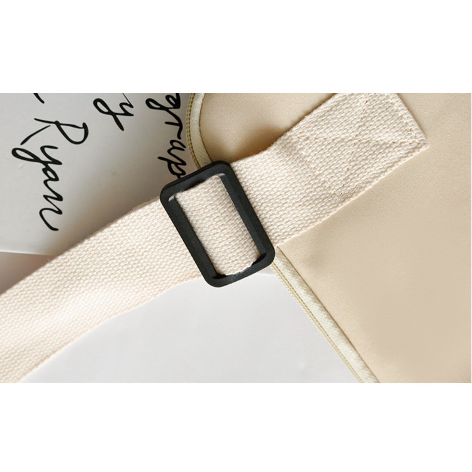 Geanta tableta 11 inch, impermeabila, capacitate mare, Nylon, captuseala moale, respirabila, impermeabila, rezistenta la uzura, antifurt, rezistent la cutremur, reducand sarcina, poate fi inchisa peste un umar, 28 × 20cm, roz
