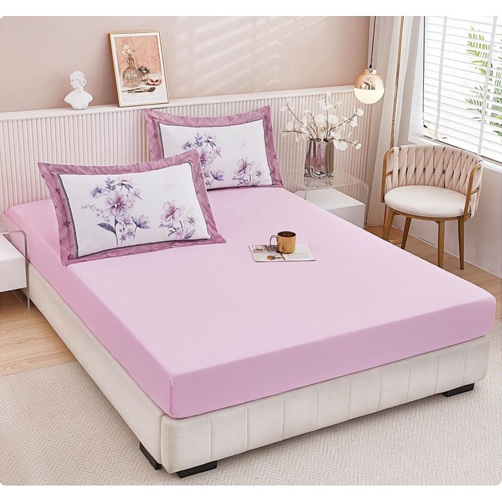 Set Husa de pat cu elastic CHIRASO, cu FINET, 3 piese: Cearceaf de pat cu elastic 160 x 200 cm si 2 fete de perna 50 x 70 cm, UNI cu flori, roz deschis-alb