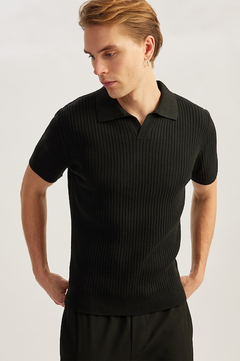 KOTON, Pulover polo cu model texturat, maneci scurte si decolteu in V, Negru