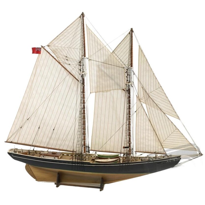 Billing Boats Bluenose 1:65 hajómodell, 760mm, fa