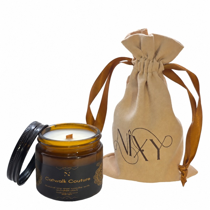 Lumanare parfumata Premium artizanala din ceara de soia, Nixy, Catwalk Couture, note de iasomie, lemn de santal, vanilie calda, mosc, handmade, 60 g