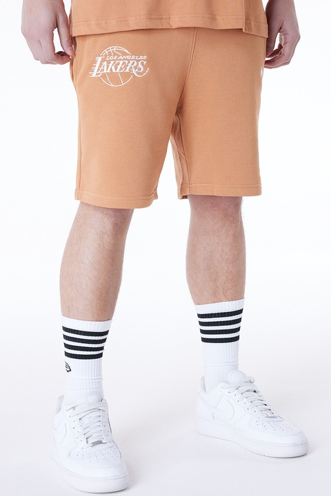 New Era, Pantaloni scurti cu logo brodat, Alb/Portocaliu persan