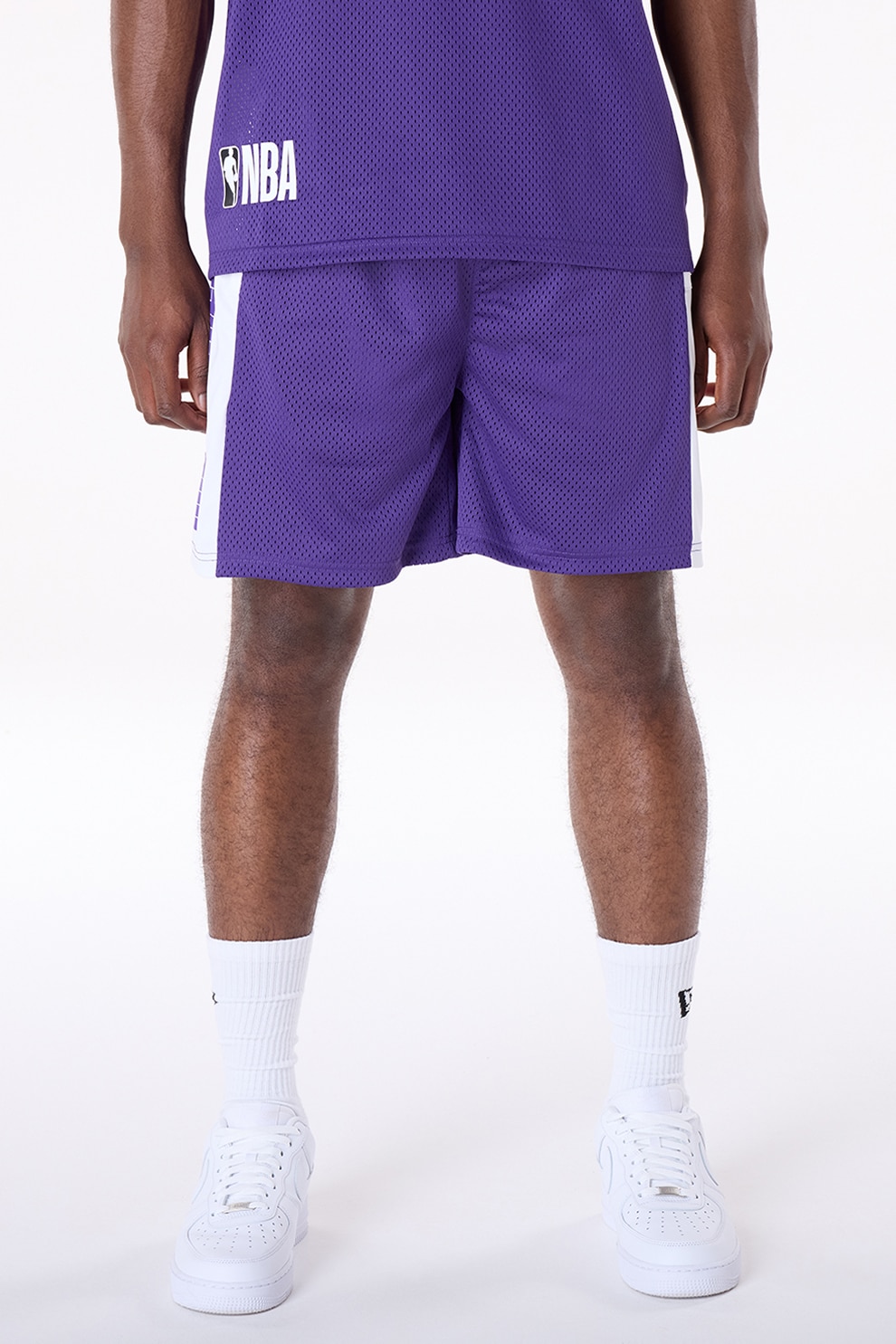 New Era, Pantaloni scurti cu aspect perforat, Alb, Violet, M