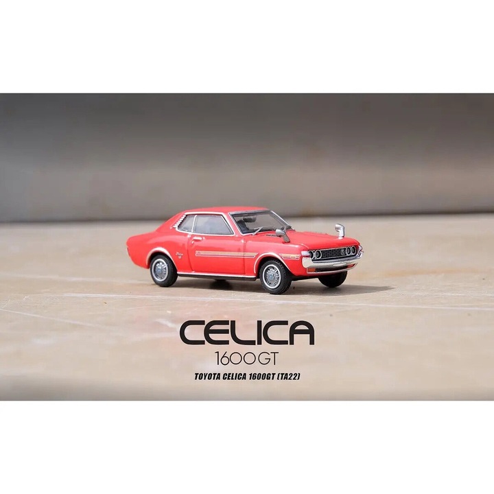Toyota Celica 1600GT TA22 Red modellautó, 1:64 Inno64