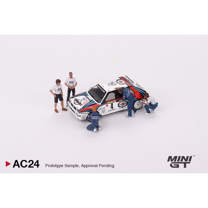 Martini Racing 1:64 Mini GT MGTAC24 figurakészlet
