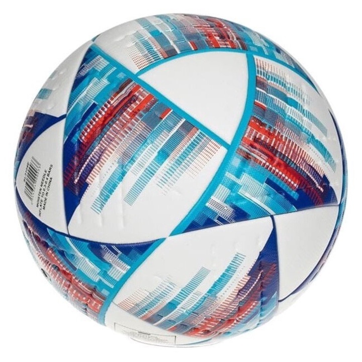 Focilabda, 5-ös méret, átmérő 21,6 - 22,6 cm, több színű