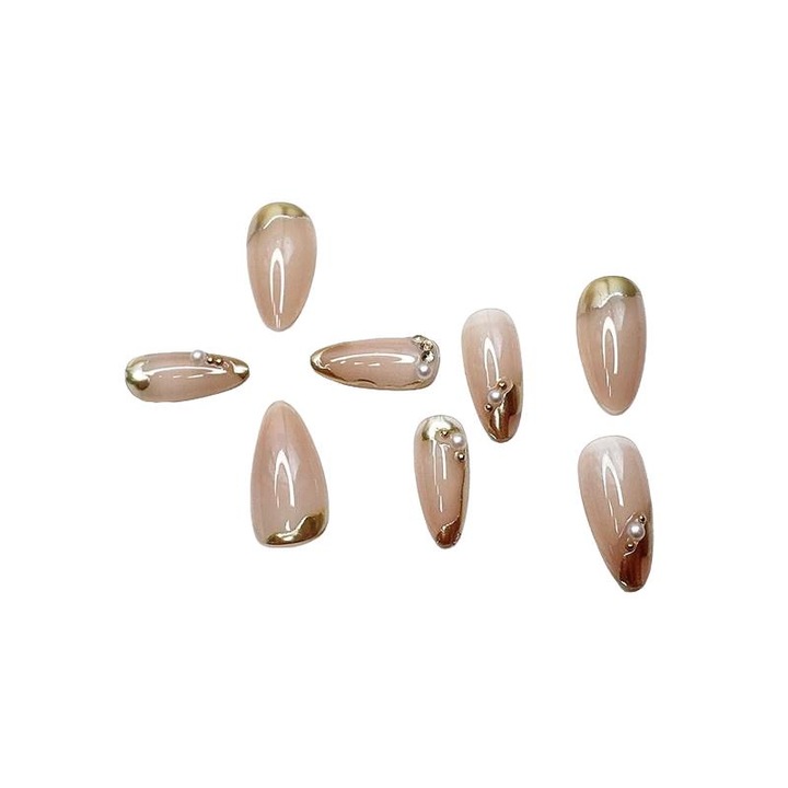 24 db műköröm francia heggyel, gyöngy és strassz designnal, arany színű, közepes hosszúságú, reszelővel és ragasztóval együtt