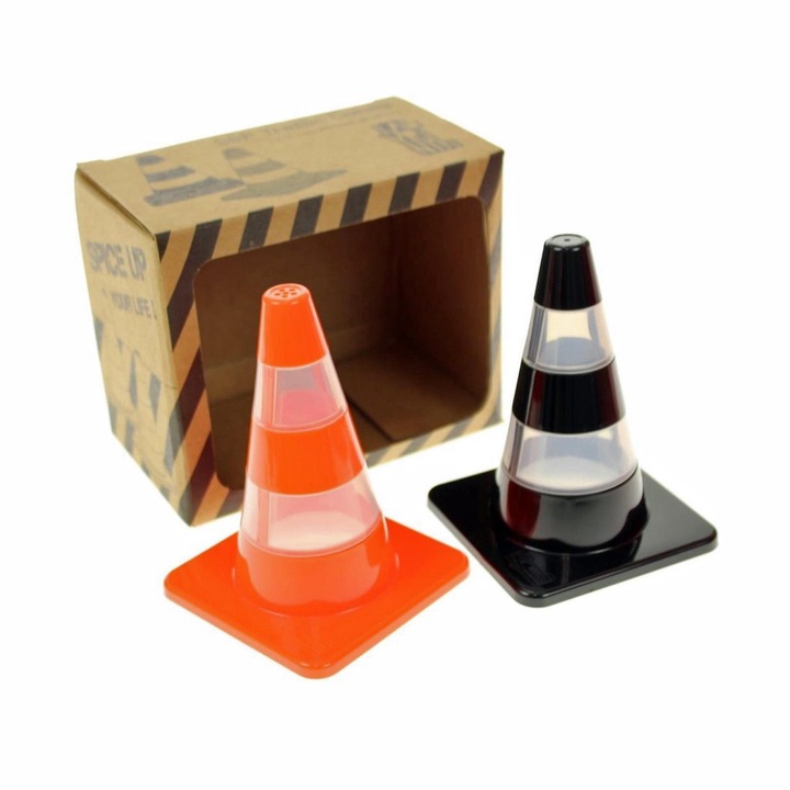 Set recipiente condimente sare si piper, conuri trafic, Labyrinth, plastic, 13x11x8cm