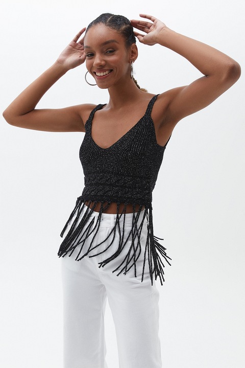 OXXO, Top crop cu franjuri si decolteu in V, Negru