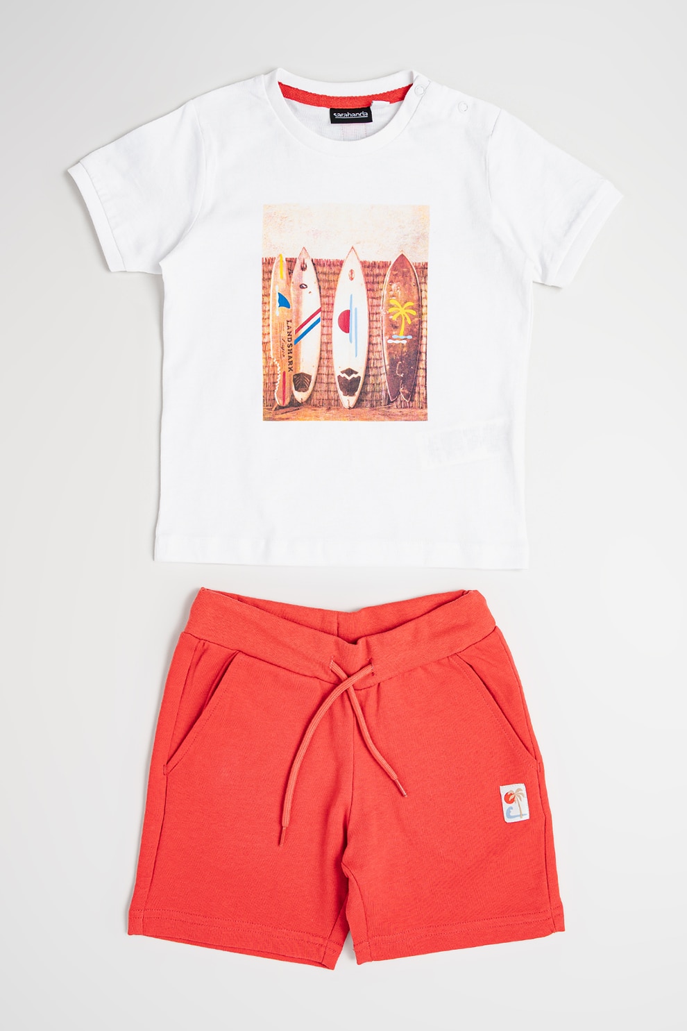 Sarabanda, Set de tricou si pantaloni scurti, Alb optic, Rosu capsuna, 116 CM