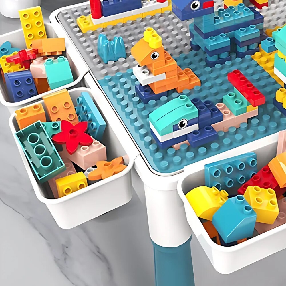 Masuta interactiva JOZY®, tip LEGO, cu 85 cuburi incluse si spatiu Masuta interactiva JOZY®, tip LEGO, cu 85 cuburi incluse si spatiu