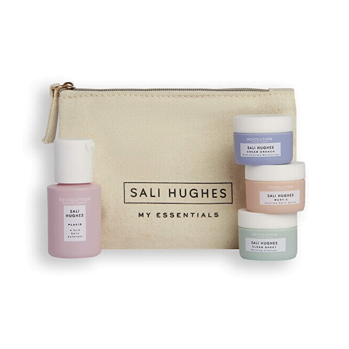 Опаковка от 2 X Sali Hughes Revolution Facial Care Подаръчна кутия 4 бр