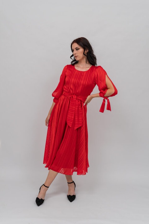 Rochie rosie, cu dungi, pentru femei