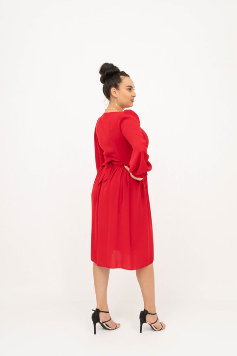 Дамска червена рокля с шнур