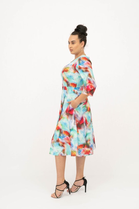 Дамска синя рокля с пера