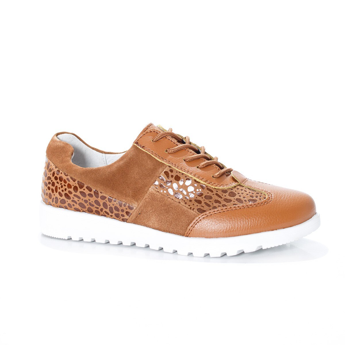 Pantofi cu design modern, cu insertii de piele intoarsa, D&J Exclusive, Maro