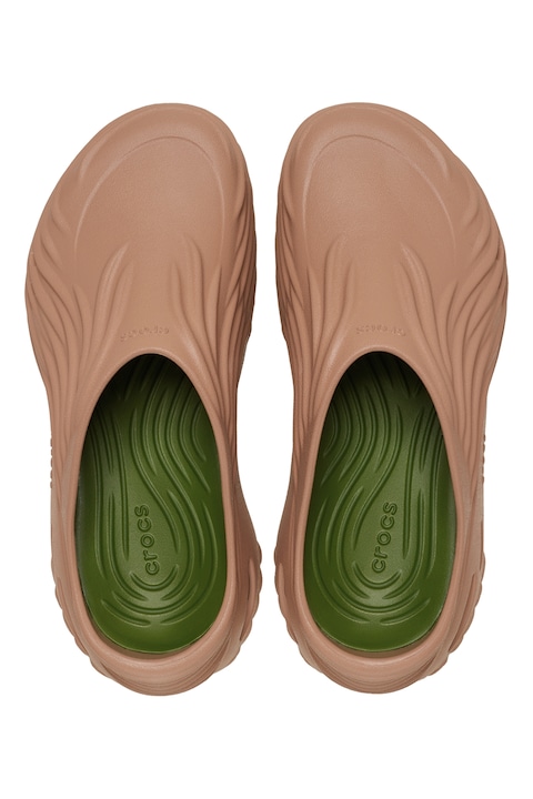 Crocs, Saboti unisex cu perforatii si model texturat Echo Wave, Maro, 38-39
